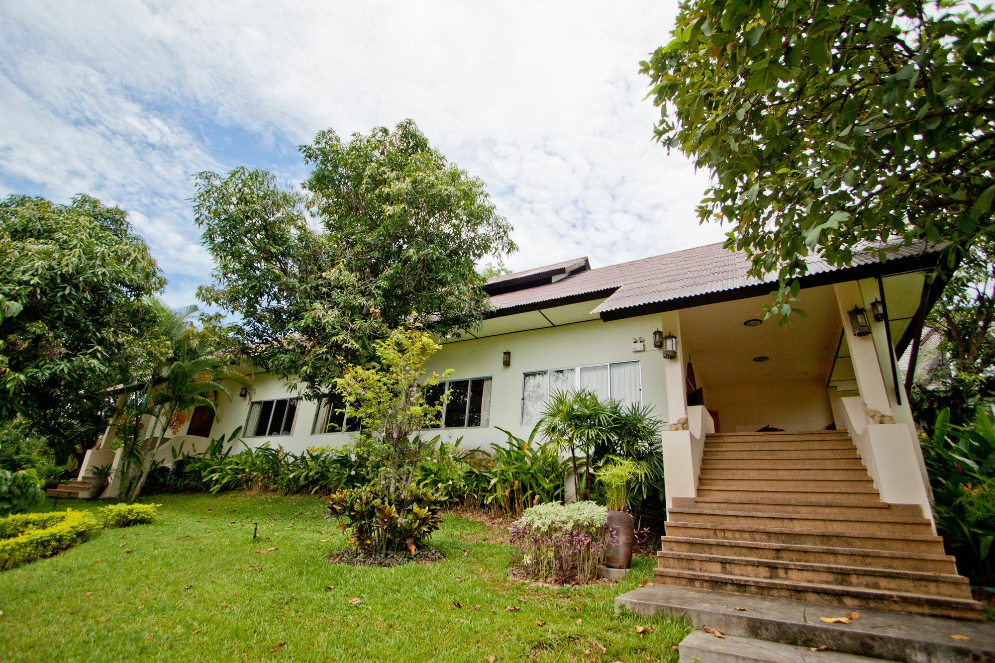 Touch Star Resort - Doi Inthanon Chom Thong Zewnętrze zdjęcie